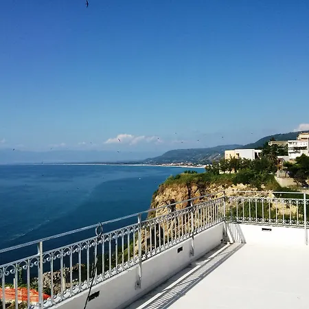 Piccolo Grand Hotell