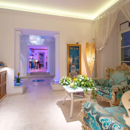 Piccolo Grand Hotell