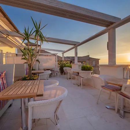 Piccolo Grand Hotell 4*