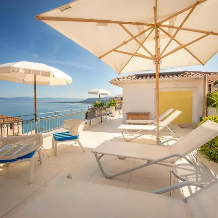 Hotel Piccolo Grand