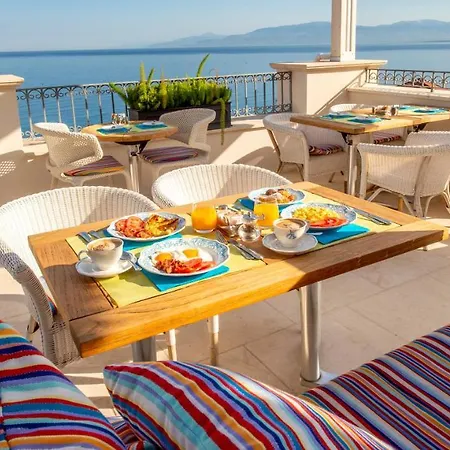 Piccolo Grand Hotel