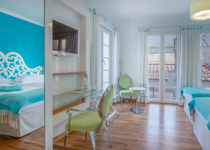 Piccolo Grand Hotel 4*