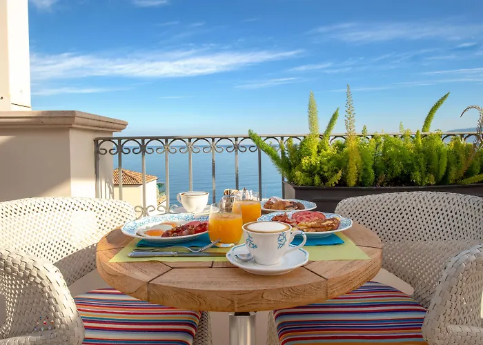 מלון Piccolo Grand 4*