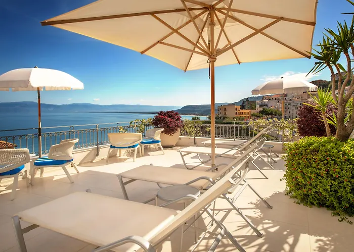 מלון Piccolo Grand פיצו