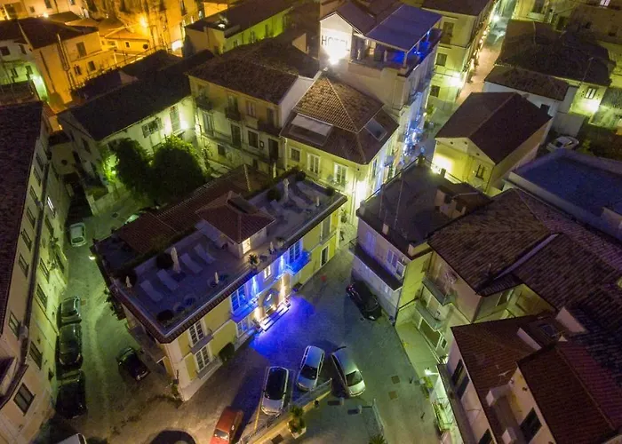 מלון Piccolo Grand